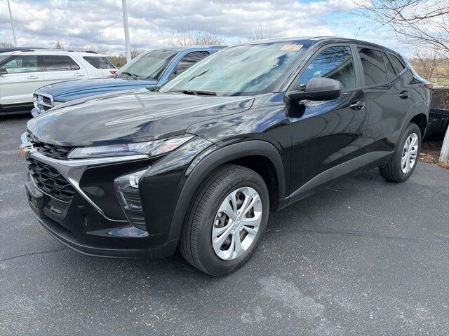 2024 CHEVROLET Trax