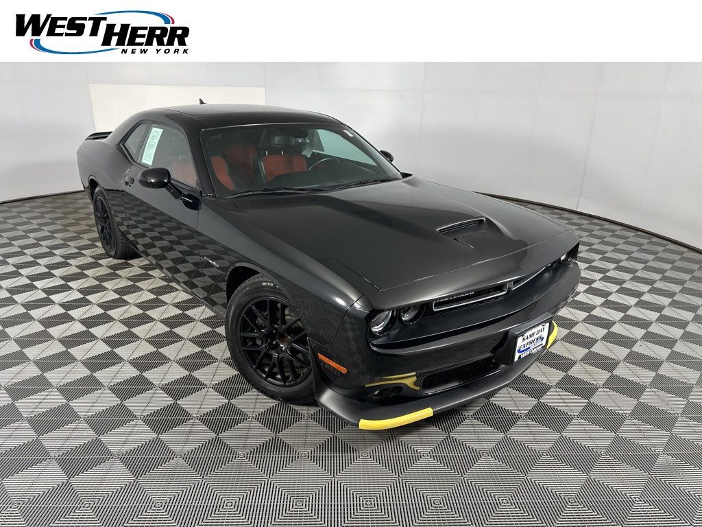 2021 DODGE Challenger