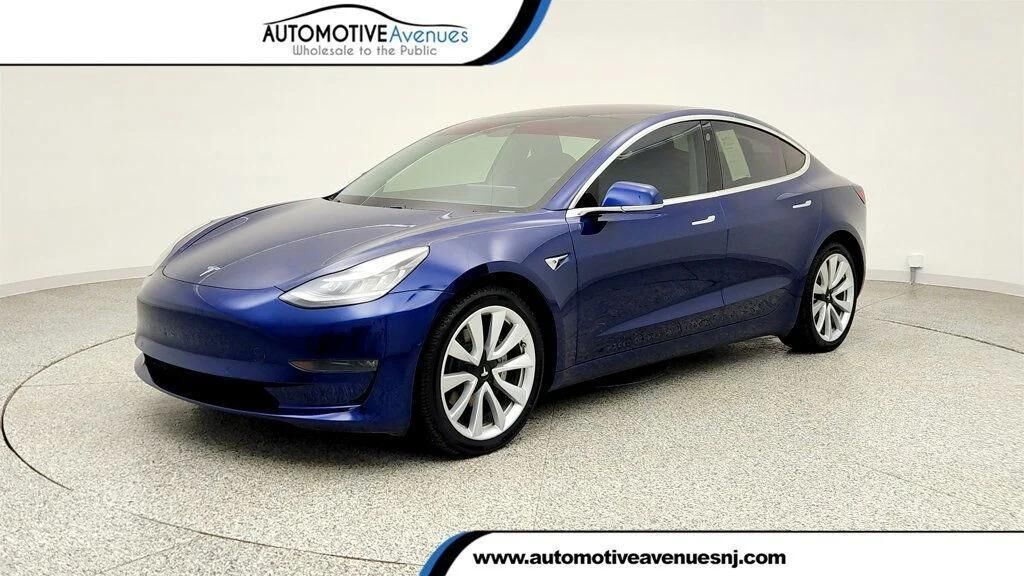 2018 TESLA Model 3