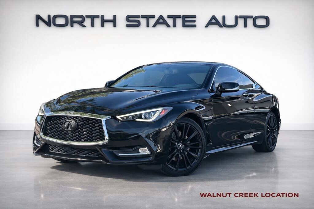2017 INFINITI Q60