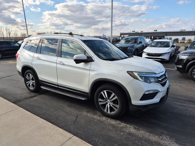 2017 HONDA Pilot