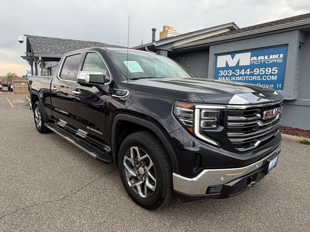2023 GMC Sierra