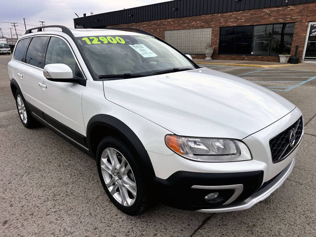 2016 VOLVO XC70