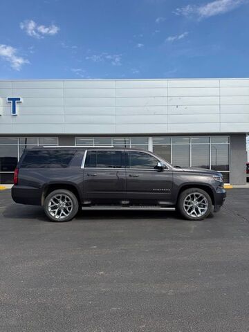 2017 CHEVROLET Suburban