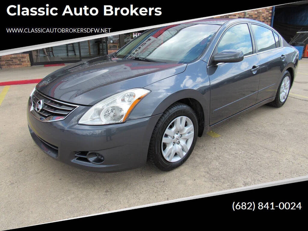 2012 NISSAN Altima