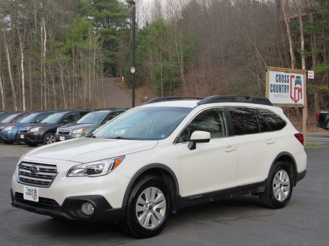 2015 SUBARU Outback