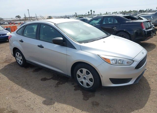 2017 FORD Focus