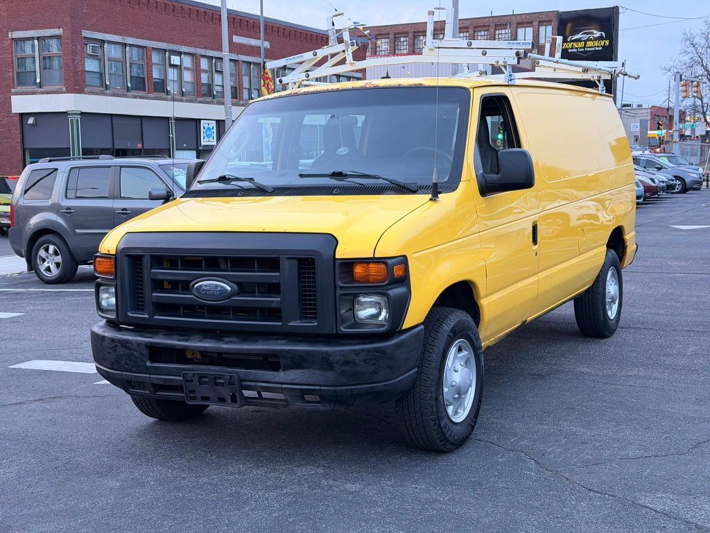 2011 FORD E-350
