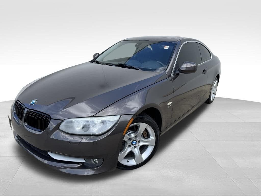 2011 BMW 3 Series