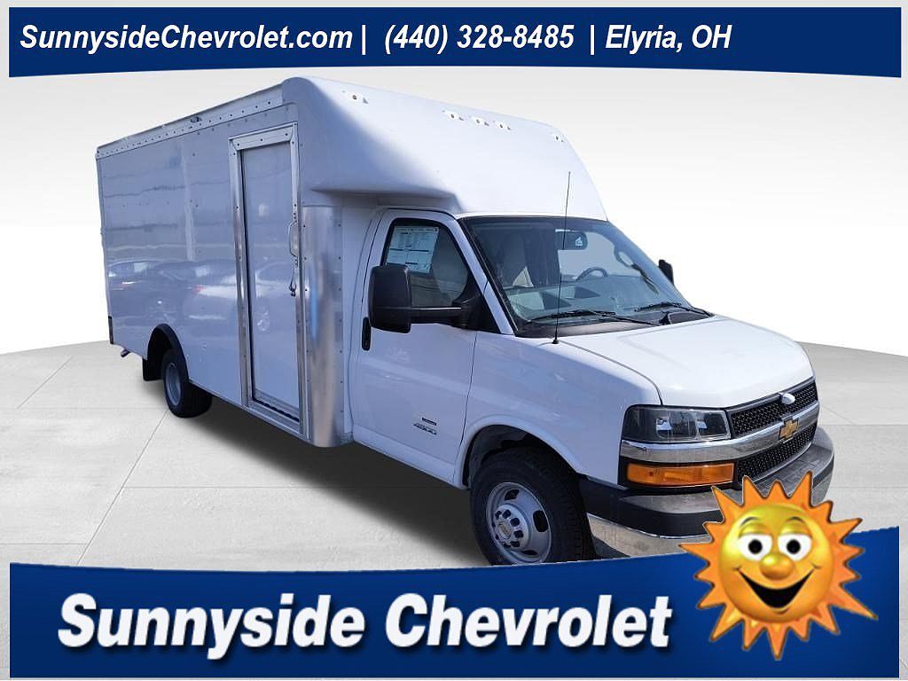 2026 CHEVROLET Express
