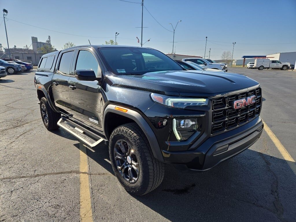 2023 GMC Canyon