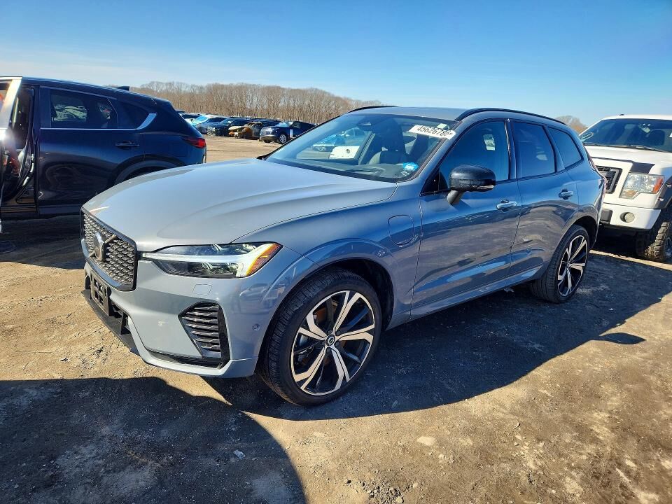 2024 VOLVO XC60