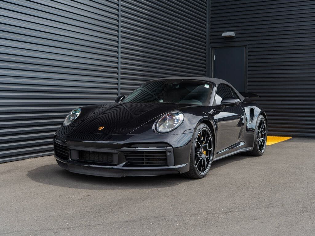 2021 PORSCHE 911
