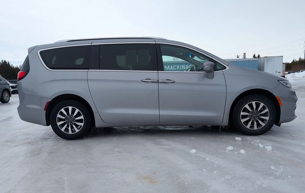 2021 CHRYSLER Pacifica