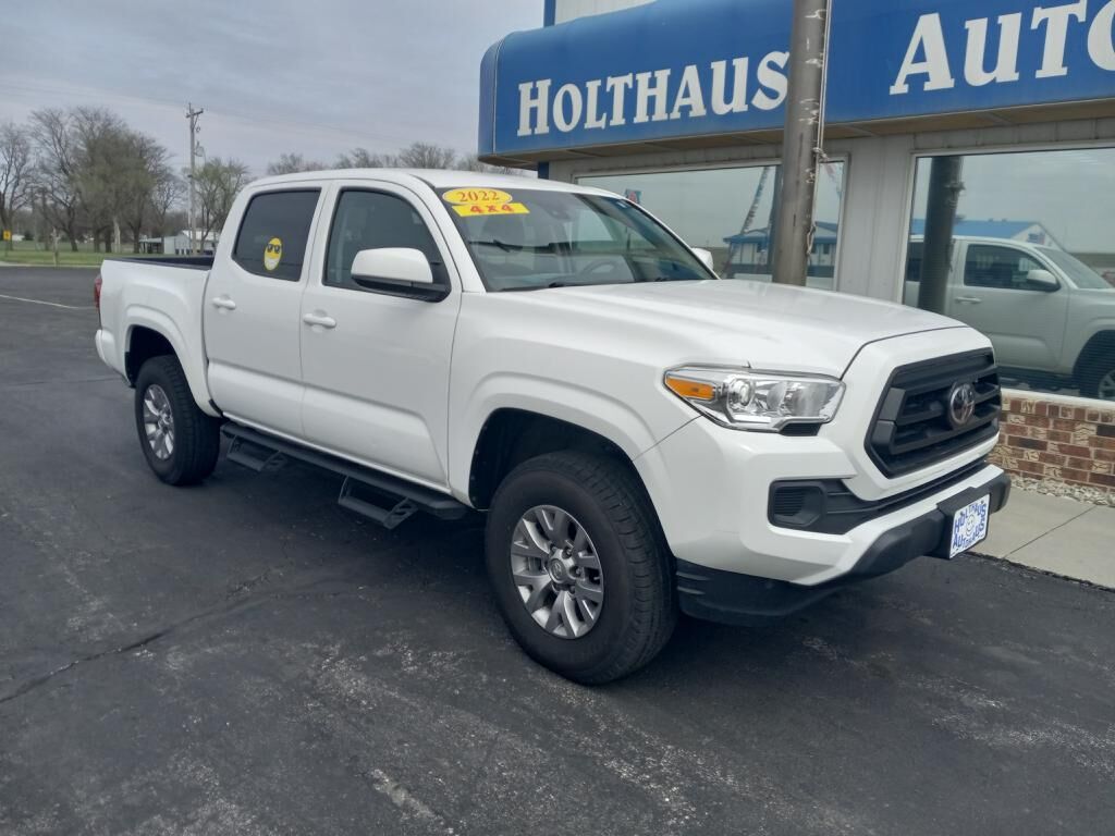 2022 TOYOTA Tacoma