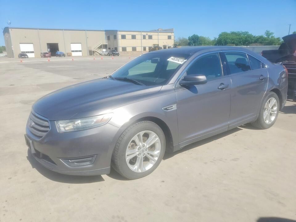 2013 FORD Taurus