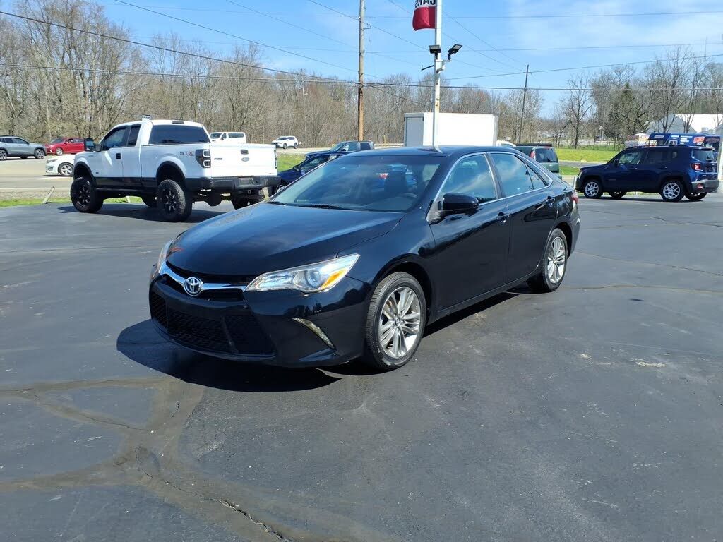 2017 TOYOTA Camry