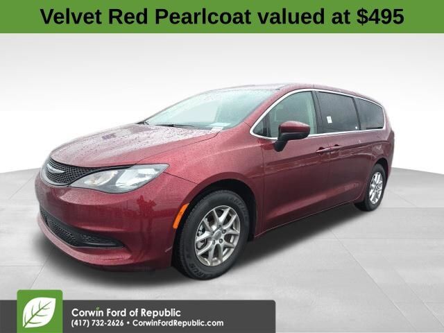 2023 CHRYSLER Voyager