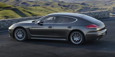 2016 PORSCHE Panamera