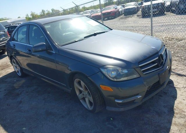 2014 MERCEDES-BENZ C-Class