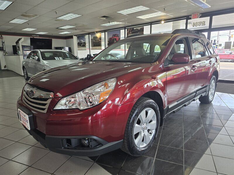2011 SUBARU Outback