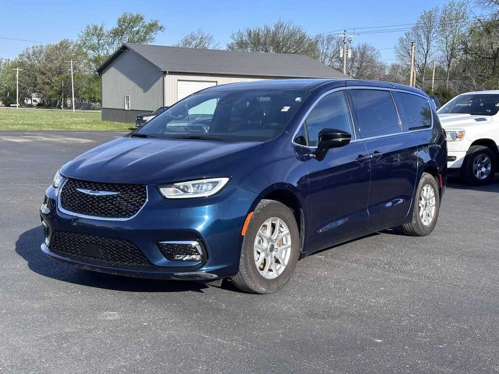 2025 CHRYSLER Pacifica