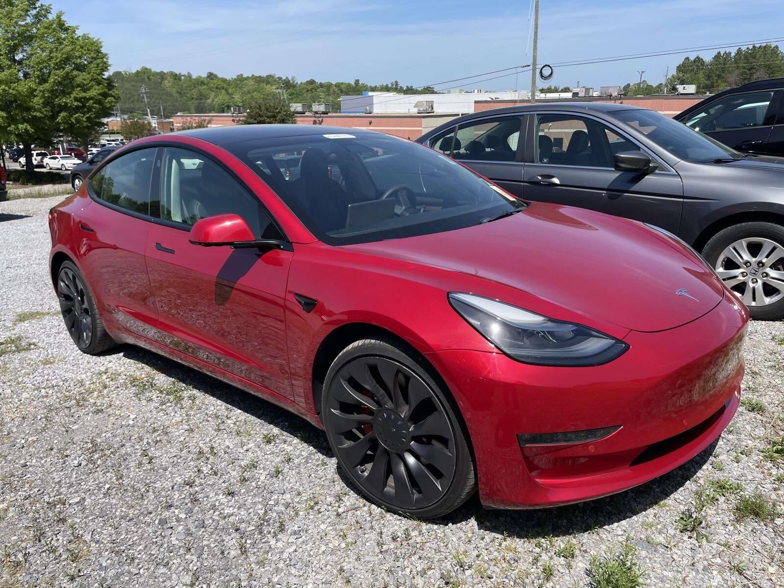 2022 TESLA Model 3