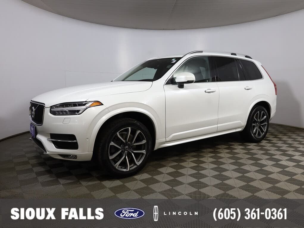 2019 VOLVO XC90