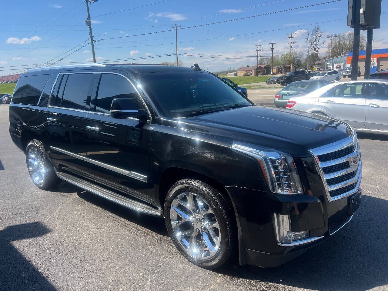 2017 CADILLAC Escalade ESV