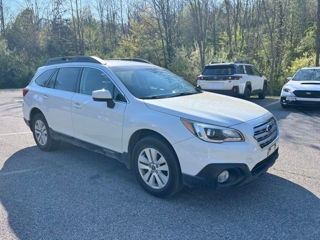 2015 SUBARU Outback