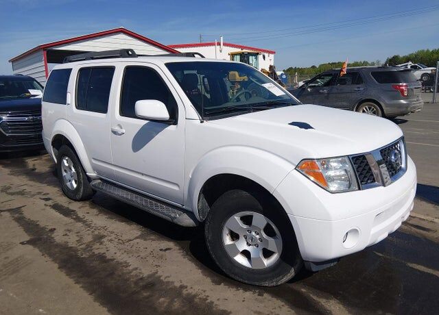 2012 NISSAN Pathfinder
