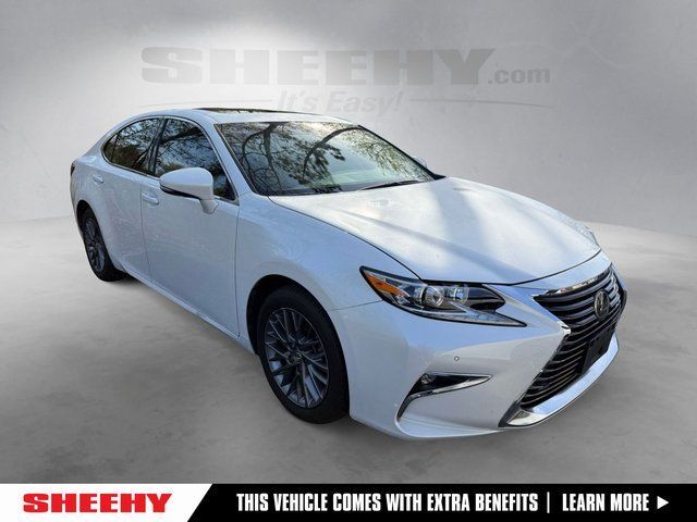 2018 LEXUS ES