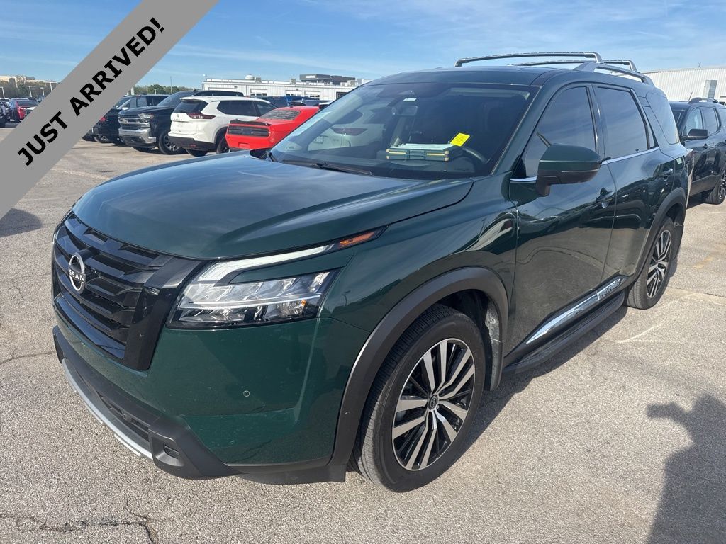 2023 NISSAN Pathfinder