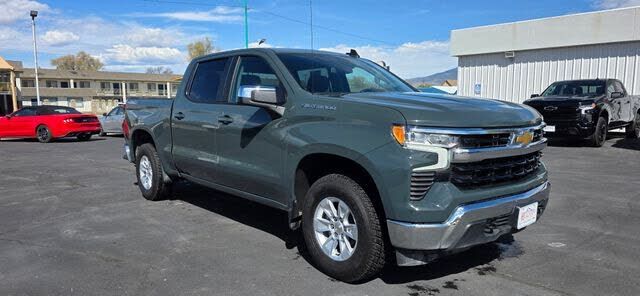 2025 CHEVROLET Silverado