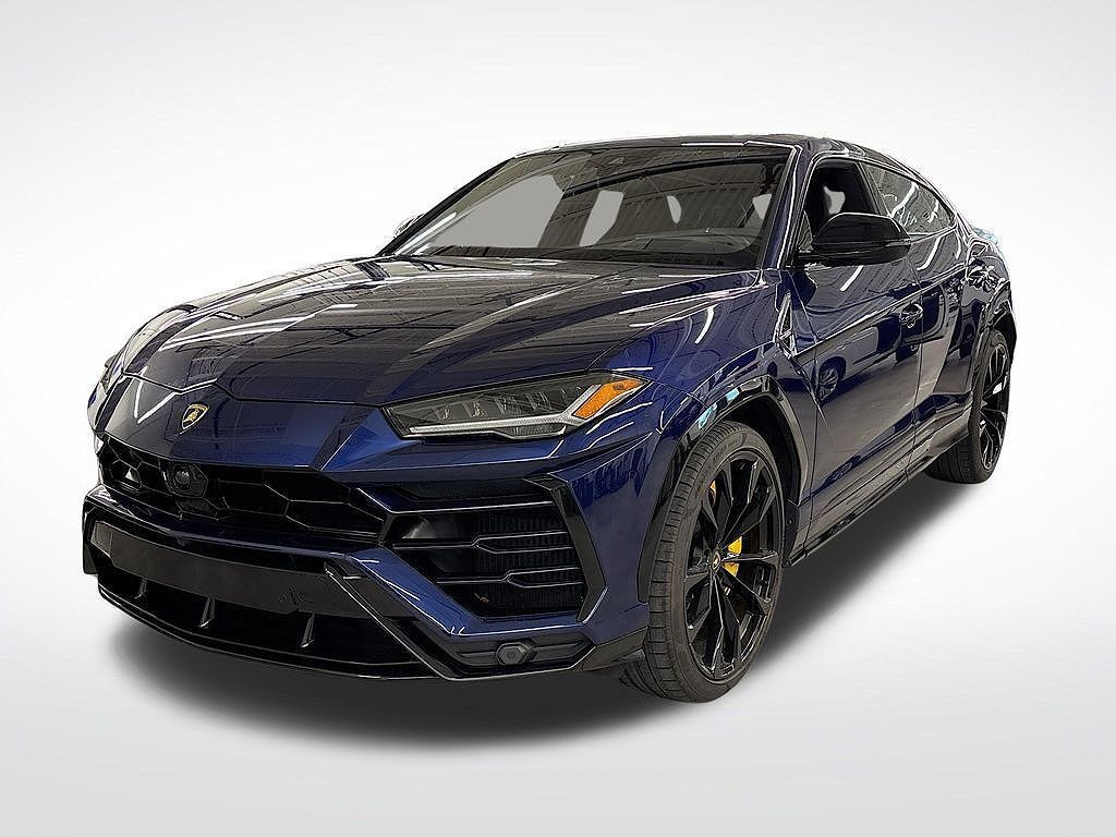 2021 LAMBORGHINI URUS