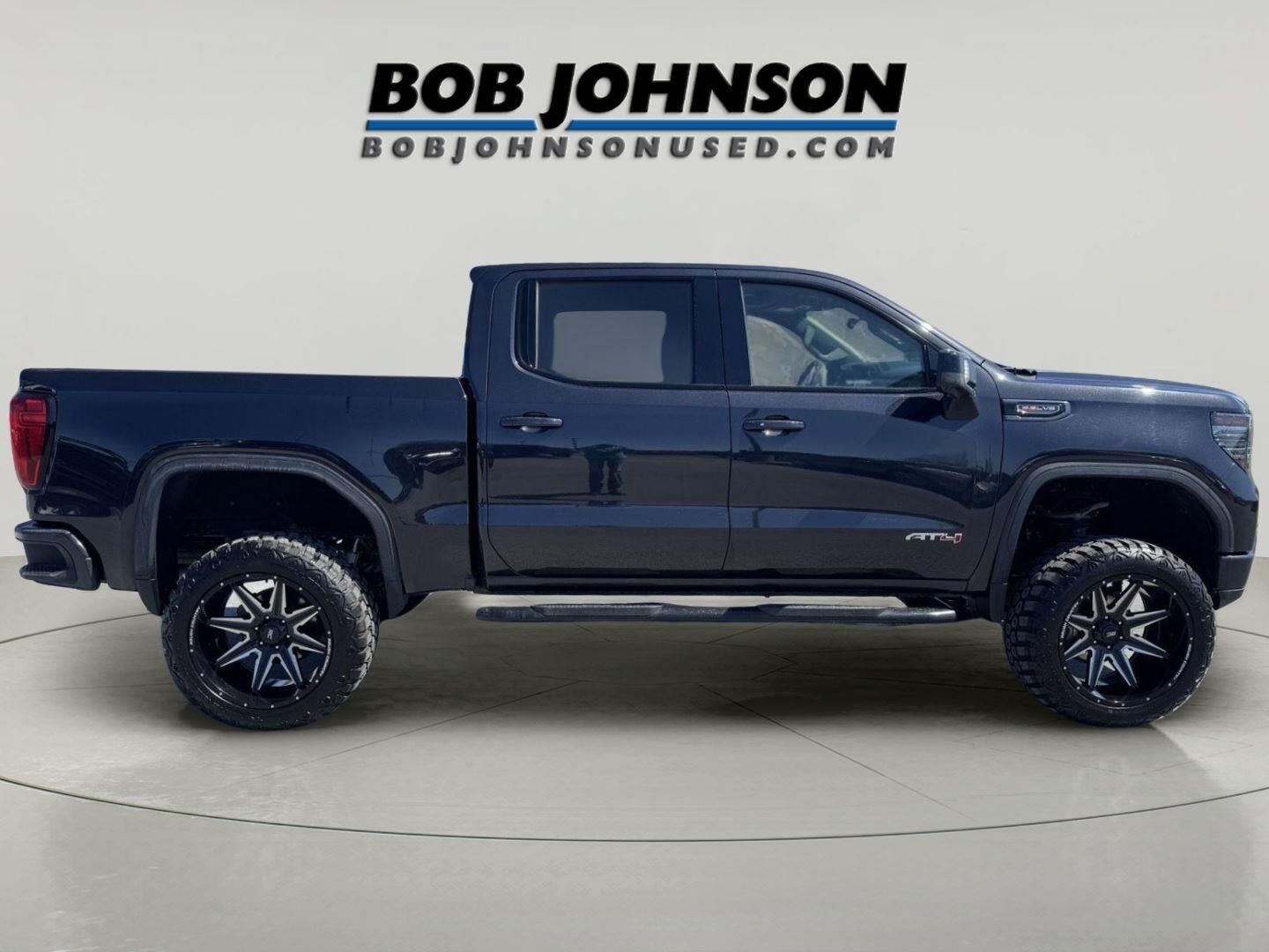 2023 GMC Sierra