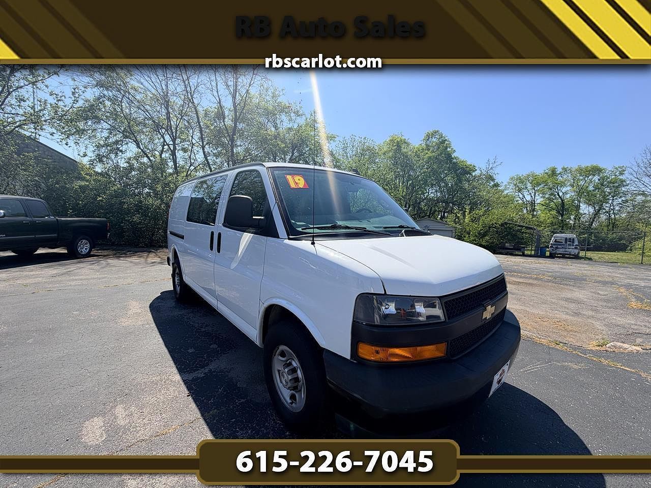 2019 CHEVROLET Express