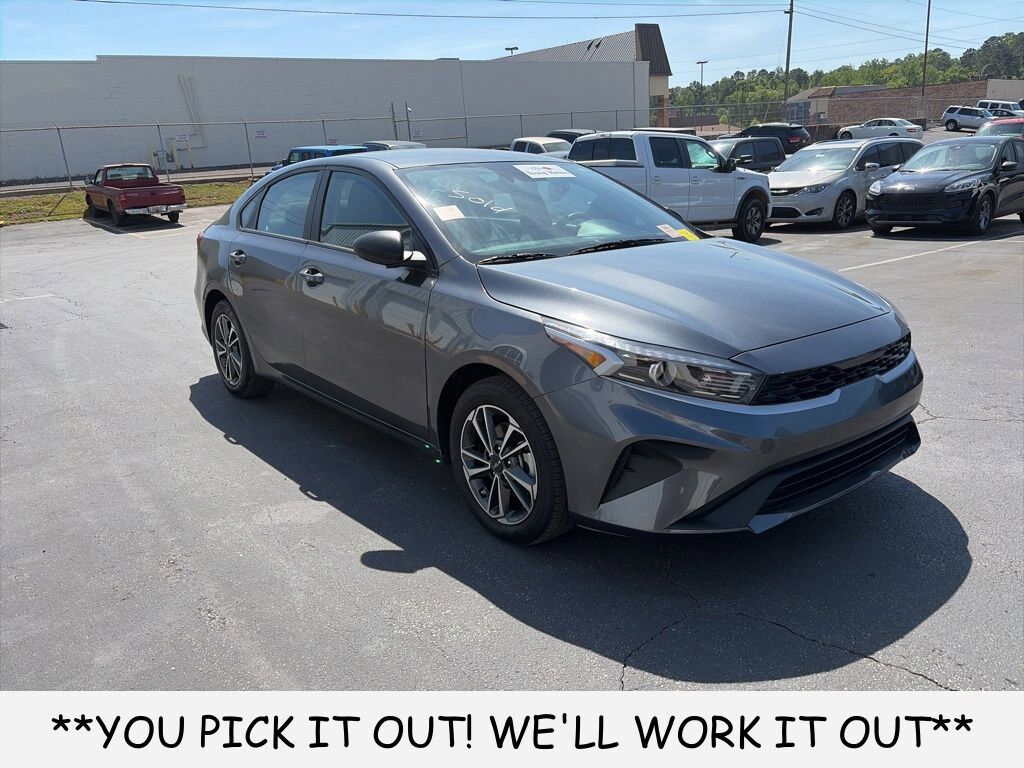 2023 KIA Forte
