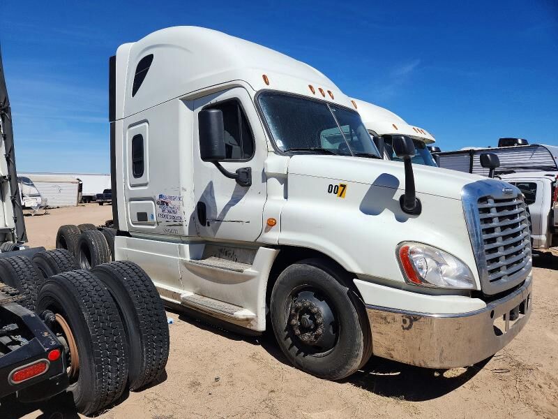 2018 FREIGHTLINER Cascadia