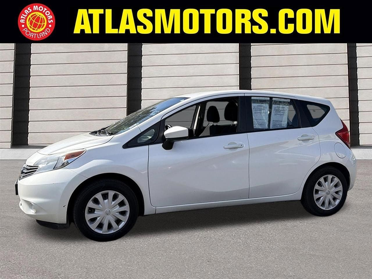 2015 NISSAN Versa