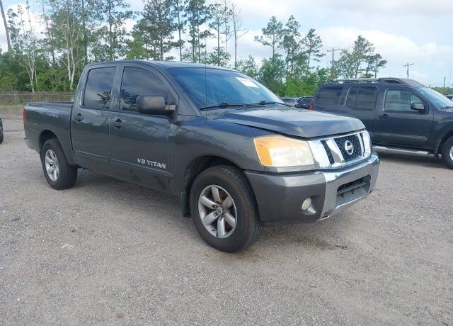 2012 NISSAN Titan