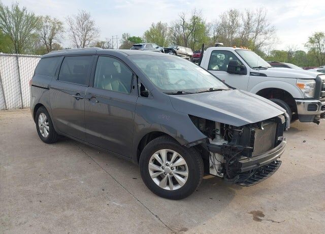 2017 KIA Sedona