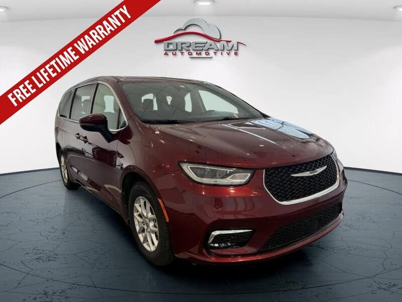 2023 CHRYSLER Pacifica