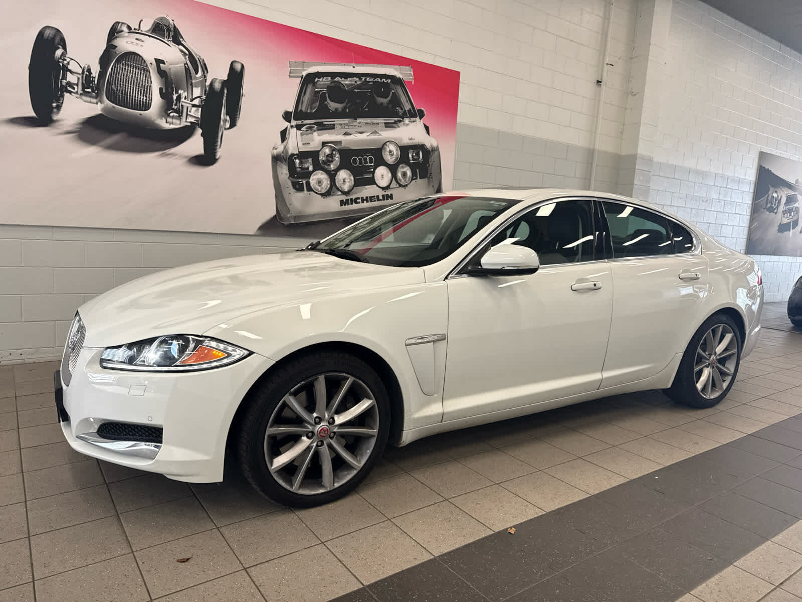 2015 JAGUAR XF