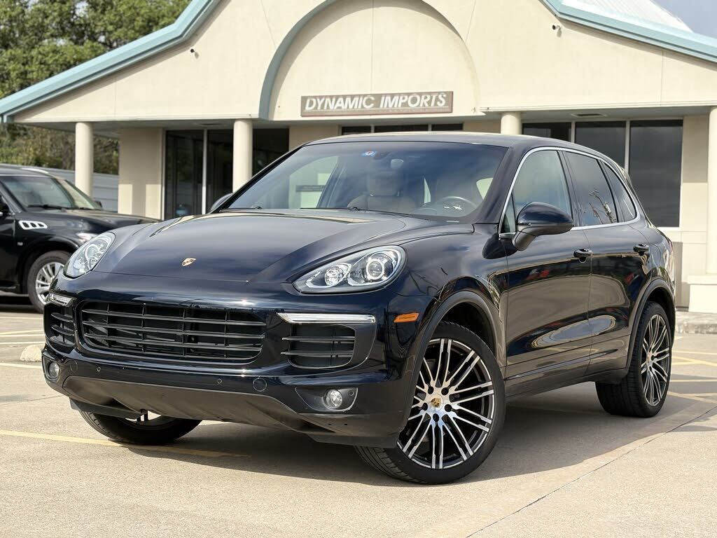 2018 PORSCHE Cayenne