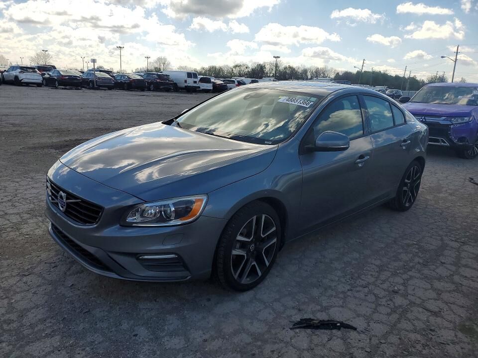 2017 VOLVO S60