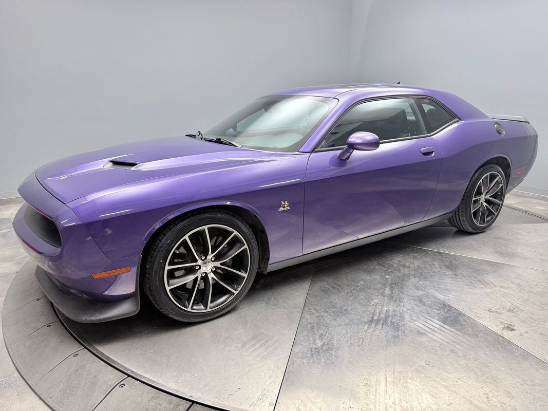 2016 DODGE Challenger