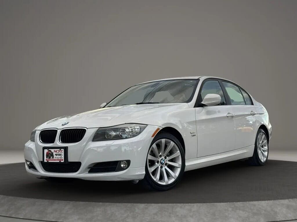 2011 BMW 3 Series