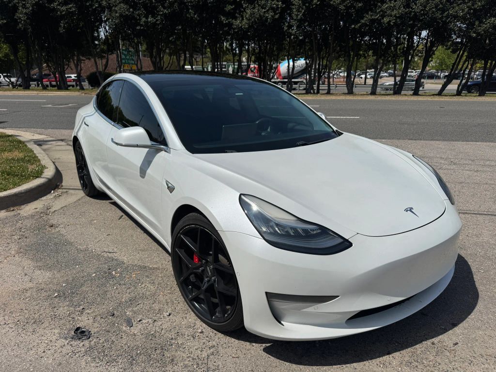 2020 TESLA Model 3