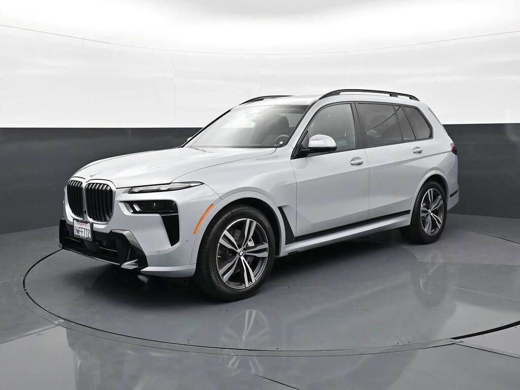 2026 BMW X7